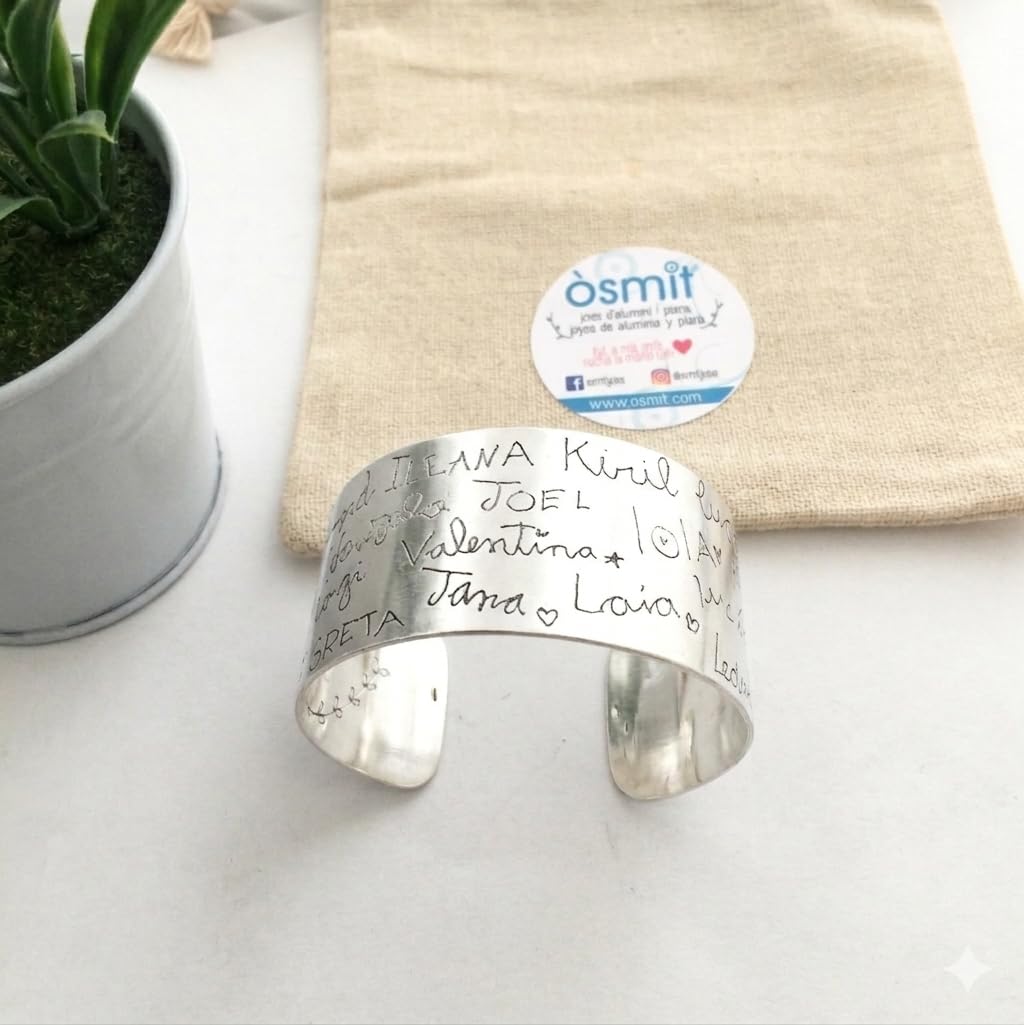 Brazalete Profesora Personalizado con Nombres de Alumnos – Regalo Fin de Curso Maestra – Pulsera Artesanal Grabada a Mano en Aluminio Hipoalergénico – Detalle Único Colegio