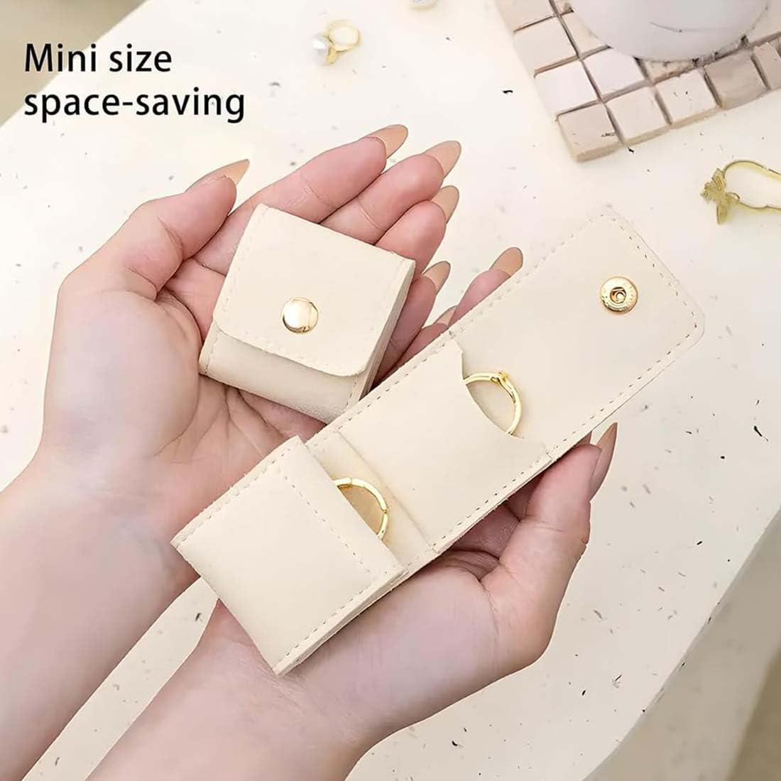 Mini Travel Jewelry Bag, Portable Velvet Foldable Jewelry Organizer with Buckle Clasp & Storage for Earrings Rings Necklaces, for Girls Women Bracelet Storage Bag (Pink,5PCS)
