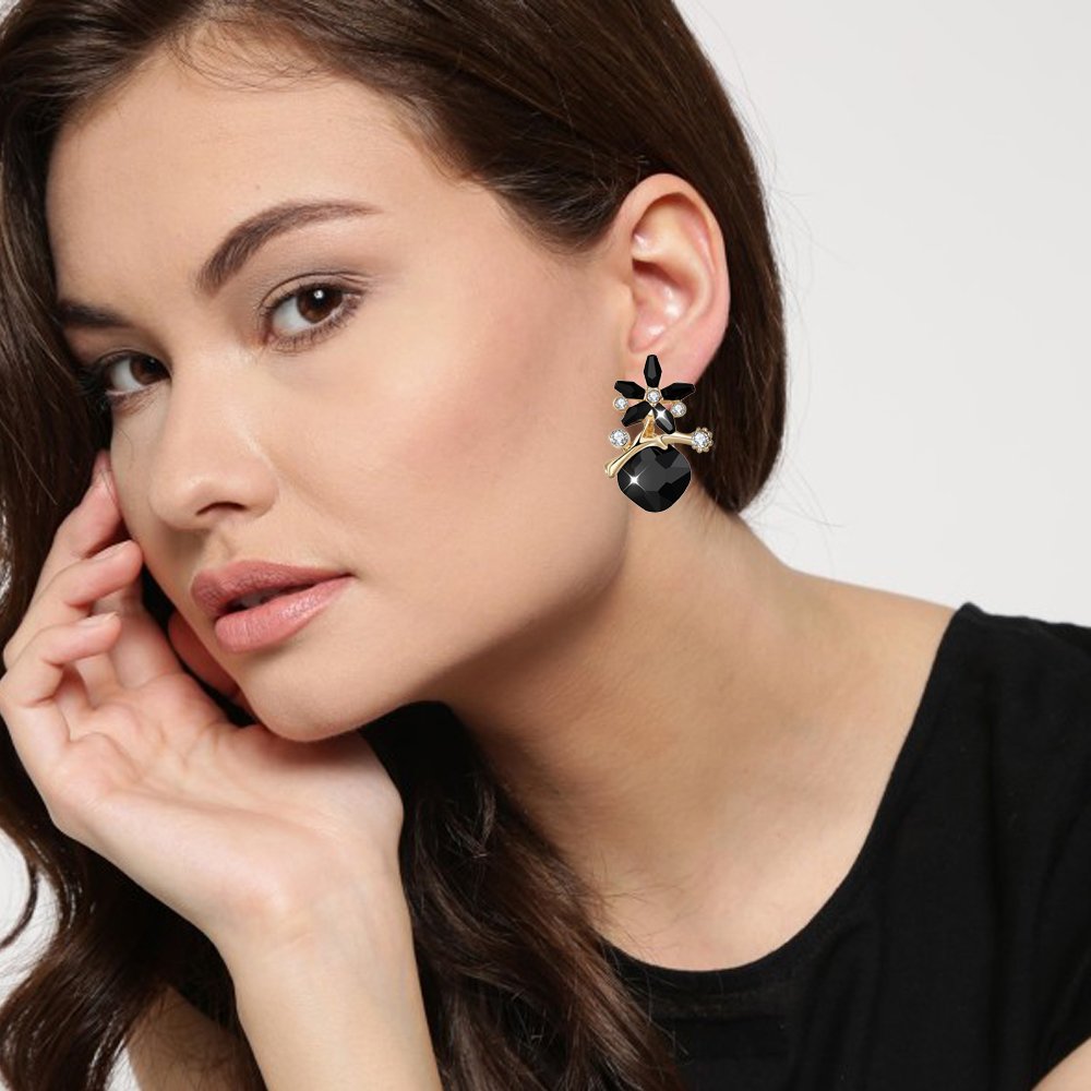 Crystal Elements Luxuria Edition Earrings Pair