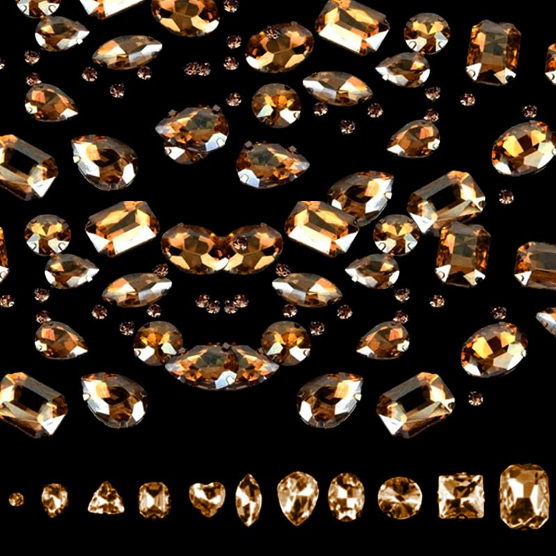 Ampiamente Usato: lo strass cielo stellato è adatto a molti posti, basta semplicemente applicare la colla sul retro, puoi facilmente attaccare gli strass sugli oggetti che vuoi decorare, come vestiti, borse, scarpe, telefoni cellulari, carte, braccialetti, collane , gioielli artigianali, ecc. sono convenienti da provare per i principianti del fai-da-te. Puoi usarlo anche per realizzare decorazioni regalo per biglietti di auguri, feste di compleanno, matrimoni e festività.