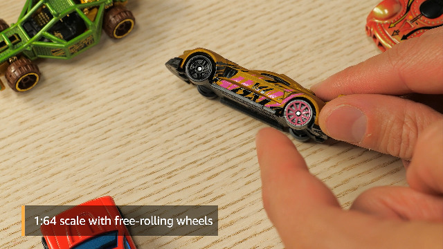 Hot Wheels DXY59 20 Pack 1:64 Die-Cast Vehicles Gift Set, 20 Toy