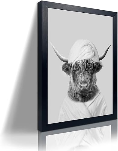 Vista 13 de Divertido arte de pared enmarcado de vaca de las tierras altas en bañera, lienzo blanco y negro, impresiones artísticas de pared de vaca, decoración