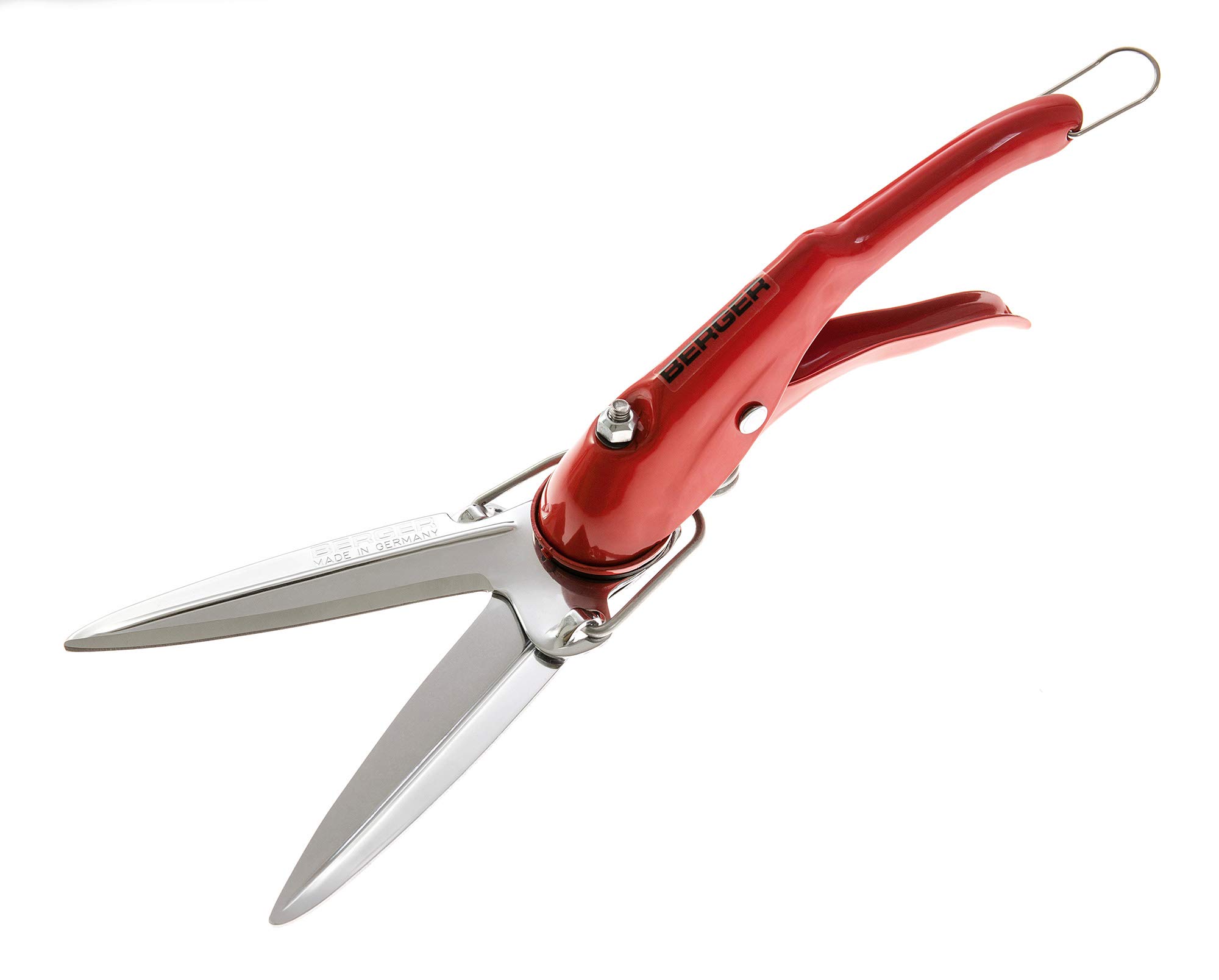 sharpening grass clippers