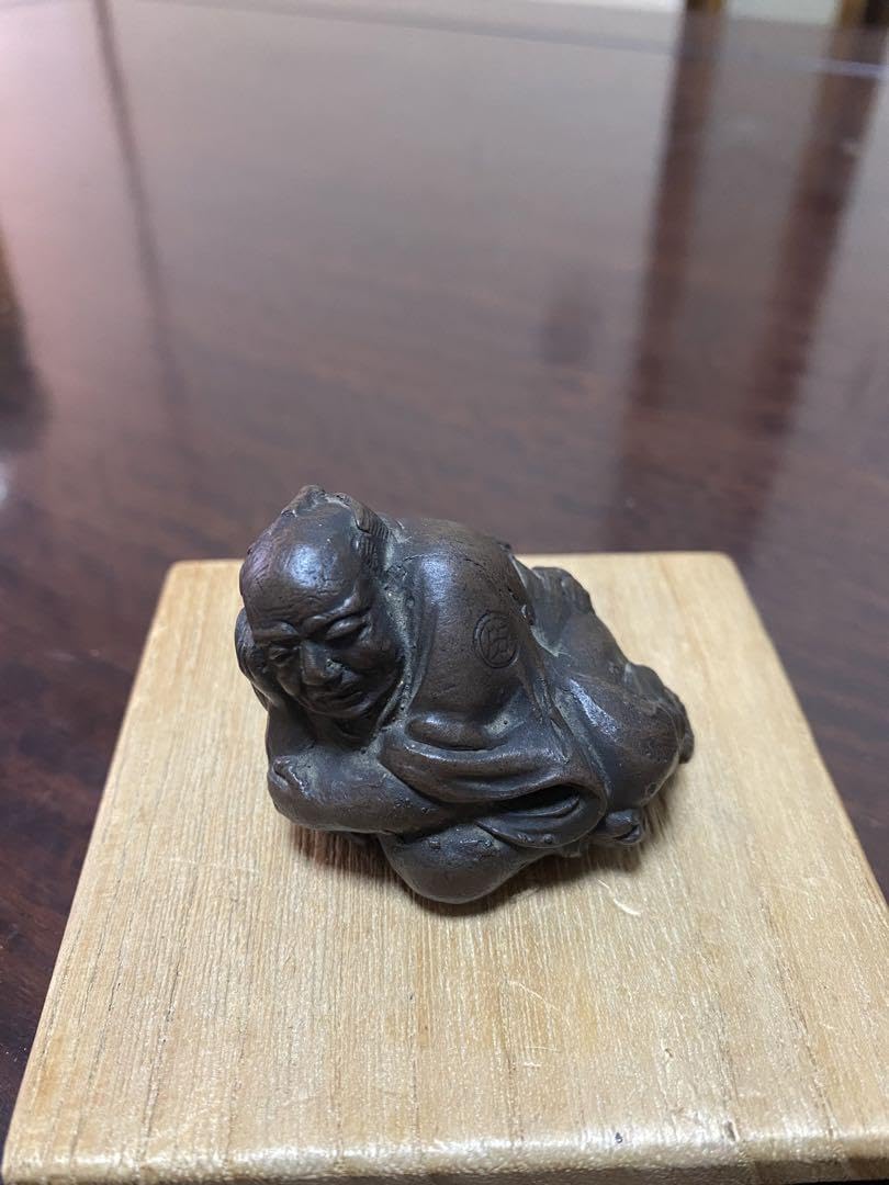 Amazon.co.jp: 備前 置き根付 侍 焼物 : 食品・飲料・お酒