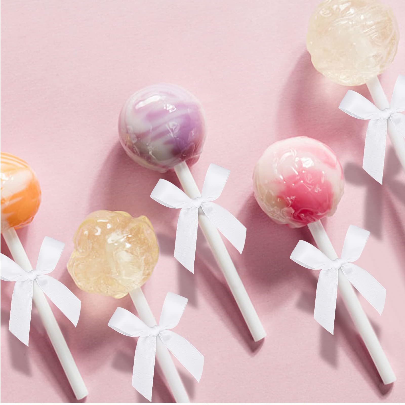 Lilbitty 50 piccoli fiocchi, mini fiocchi in nastro di raso pre-legato, fiocchi da legare per sacchetti di dolcetti, fiocchi prefabbricati per regali fai da te