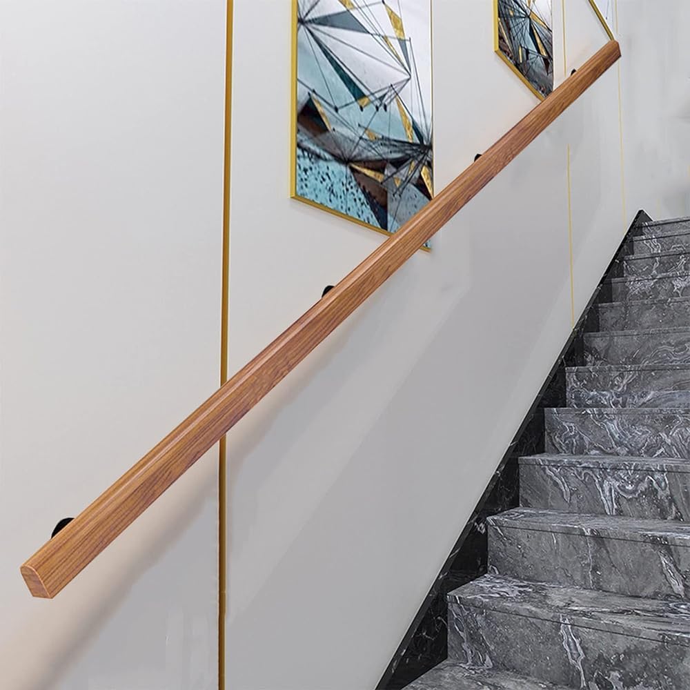 Rambarde d'escalier en bois pour sécuriser l'accès au jardin des aînés