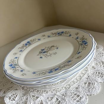 青い花柄の陶器製食器セット 10点 フランス‼️アルコパル 青い花柄の陶器製食器セット 10点 フランス‼️アルコパル