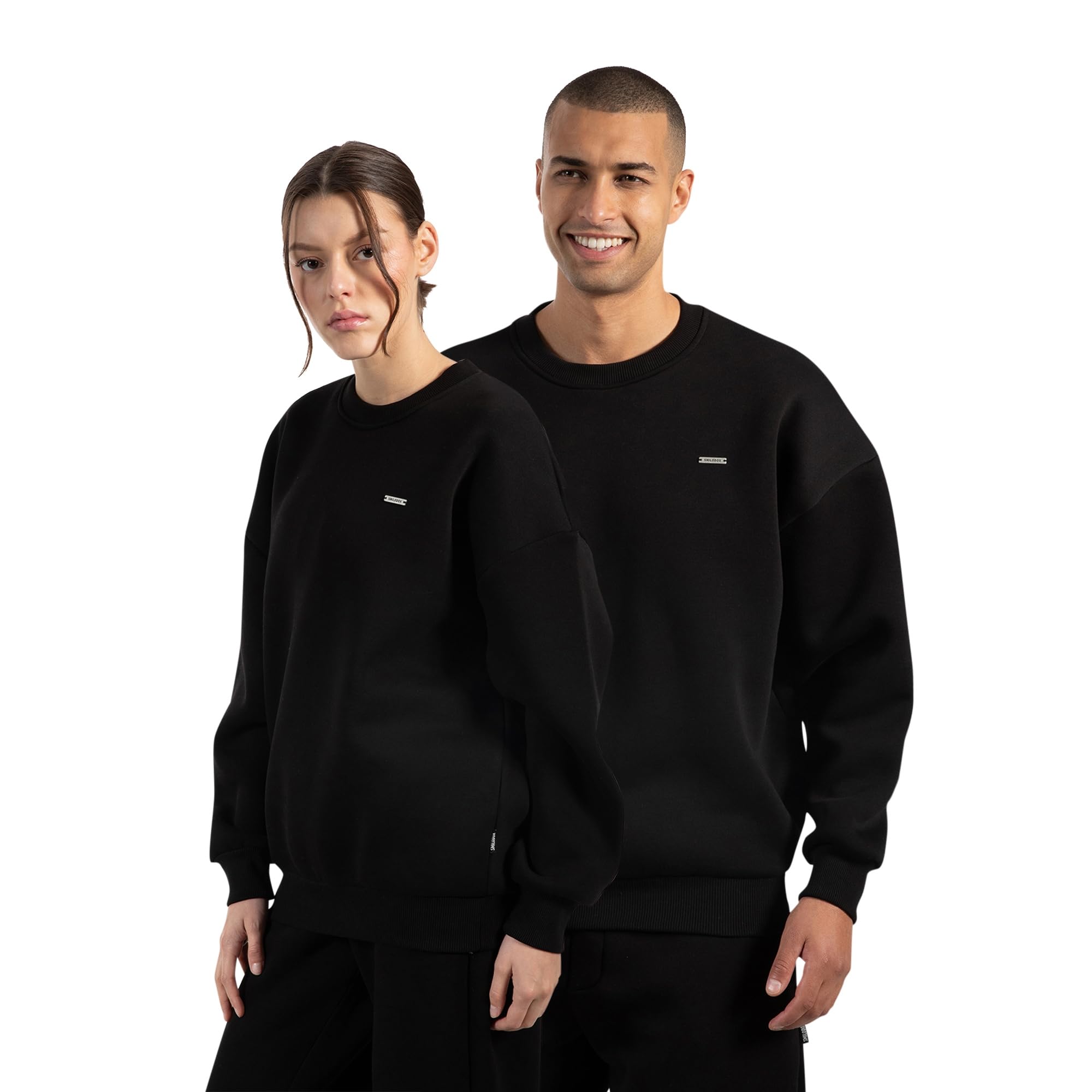 SMILODOX Sweatshirt Unisex Riven, Oversize Fit Pullover mit Graviertem Metalllabel, Langarmshirt aus weichem Material, Bequemes Tragegefühl, vielseitig kombinierbar für Alltag, Freizeit und Gym