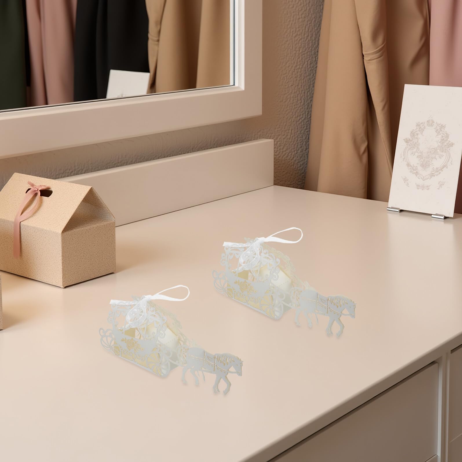 TEHAUX 50pezzi Scatole per Bomboniere Forma di Carrozza Scavata Unità per Matrimoni Feste di Compleanno Shower Souvenir