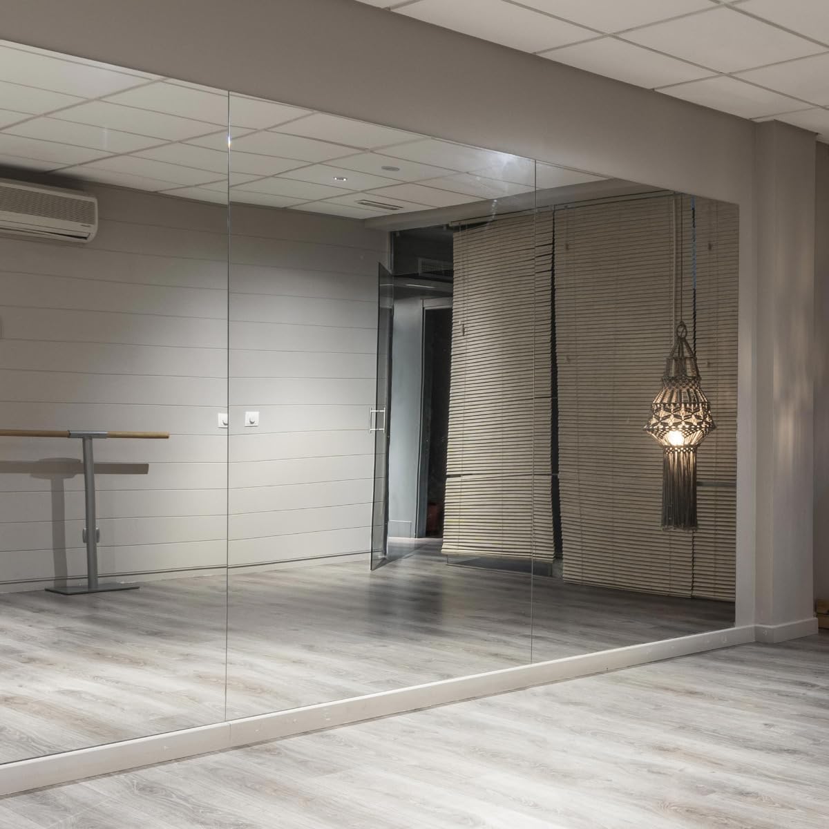 MirrorOutlet LARGE Safety Backed MIRROR GLASS GYM OR DANCE STUDIO 4MM 7FT X 4FT 213CM X 122CM, Silver (glass048-1SB)