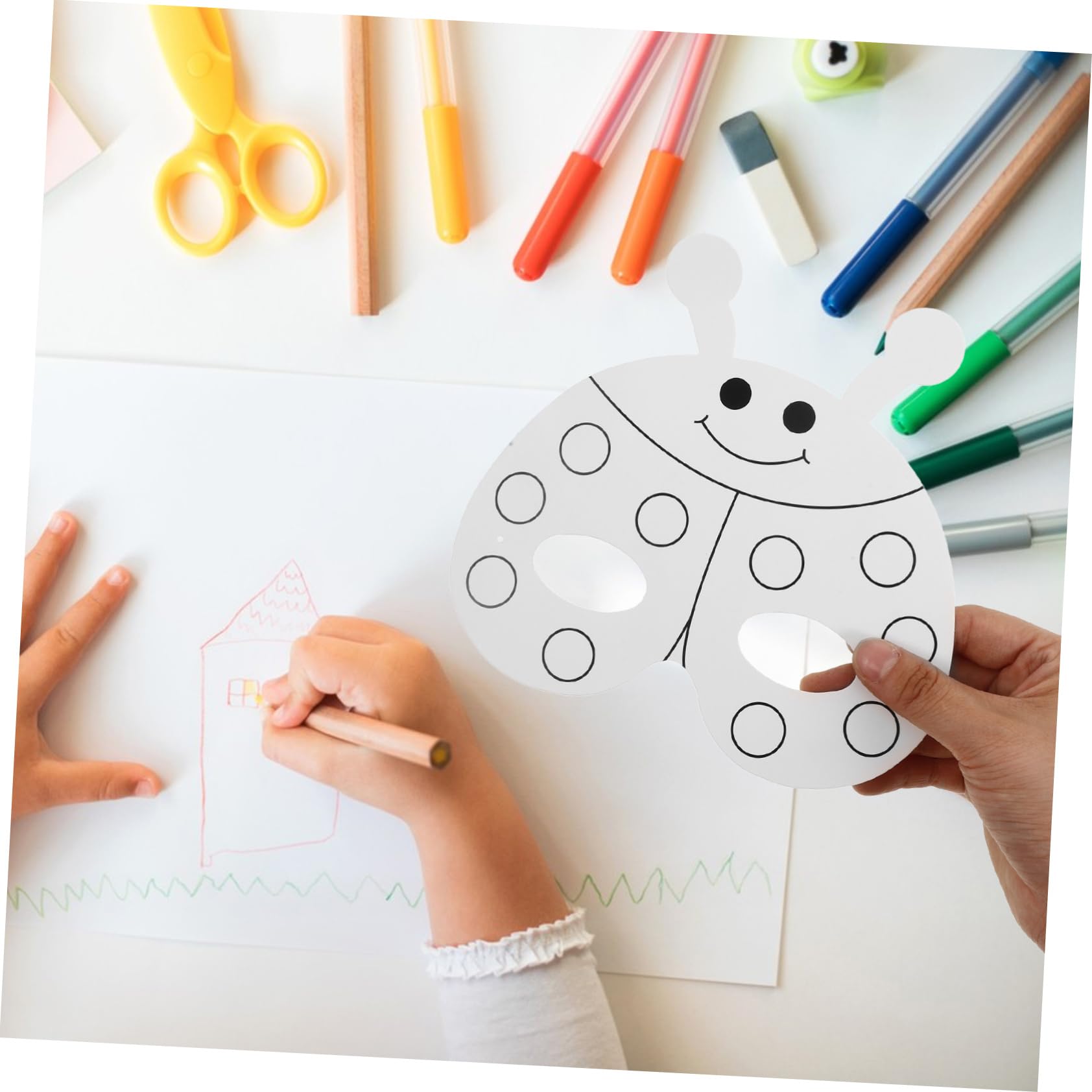 TOYANDONA Set Maschere Animali per Bambini da Colorare DIY con Pig Mask in Carta e Plastica, con Pennarelli Acquerello per Feste, Performance e Artigianato Stile Casuale