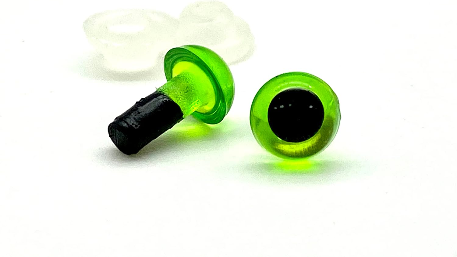 Plastic Safety Eyes with washers 1/4" / 6mm 28 pcs Light Green EB47