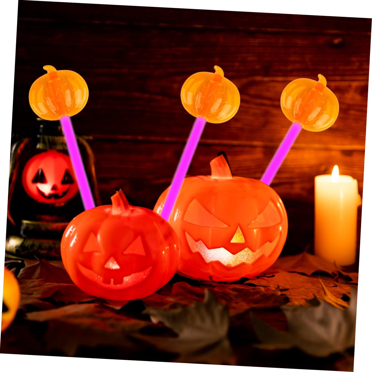 Hohopeti 10pcs Halloween Glow Sticks Pumpkin Design Party Supplies Random Color for Halloween Decorations and Festive Celebrations Made of Lightweight Pe Material