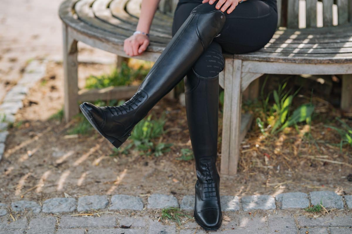 SUEDWIND FOOTWEAR Leder Reitstiefel für Damen Florentina Tall – Lederstiefel zum Reiten – Stiefel mit Schnürung, Lederfutter, YKK© Zipper & Ortholite©-Einlegsohle – schwarz - Gr. 38-40