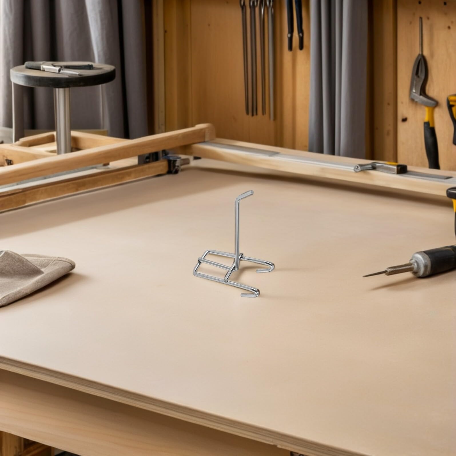 25 Stück Teiliges Dickes Wandpaneel haken Robuste Metallhaken für Rasterwände Schnell Installierbare Regalhaken für Supermarkt Laden Ausstellung und Schrankaufhängung