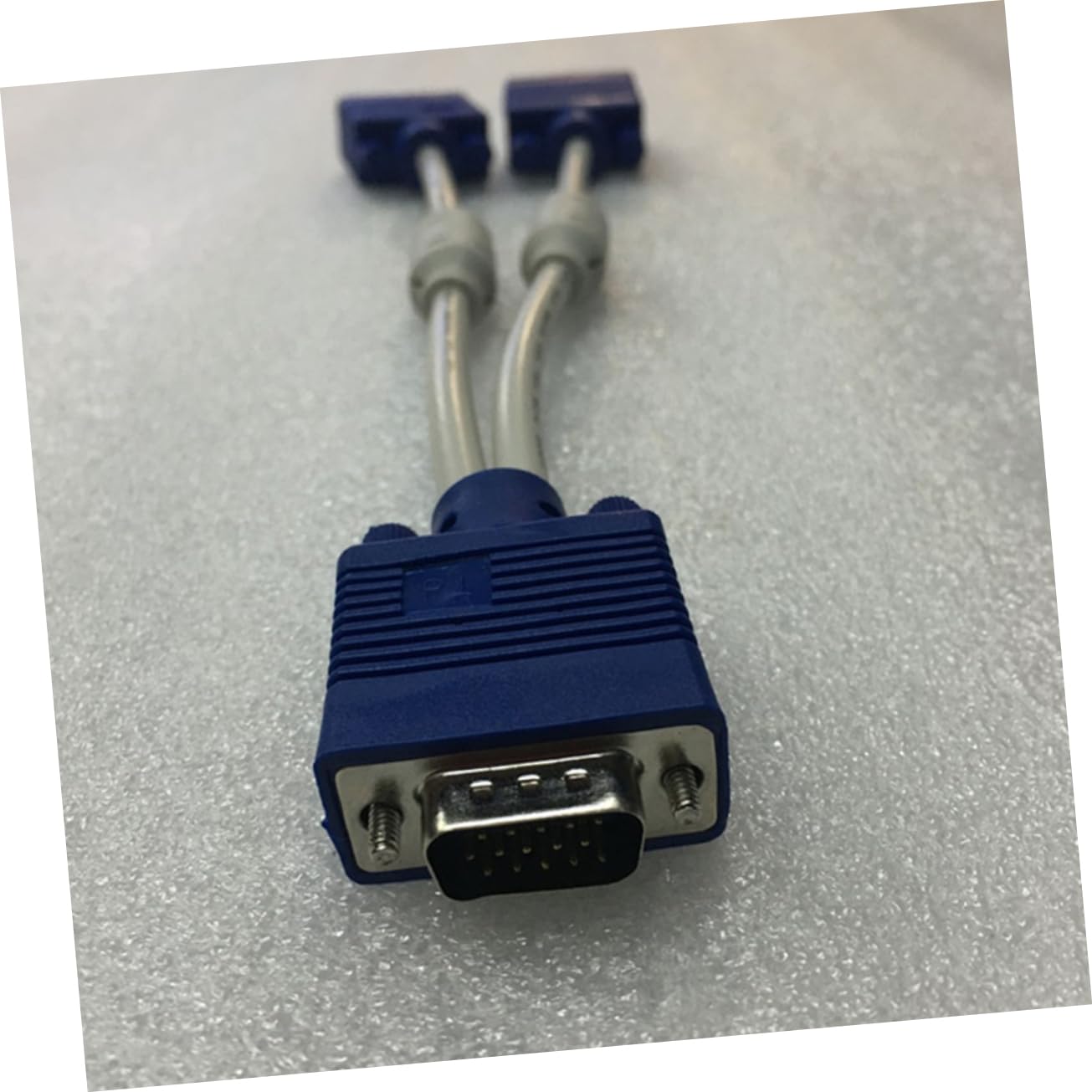 SEWACC 2PCS Vga Video Adapter Splitter Cable Dual Female to Male for Monitor Display Device Screen Mirroring with Stable Transmission and Easy Installation