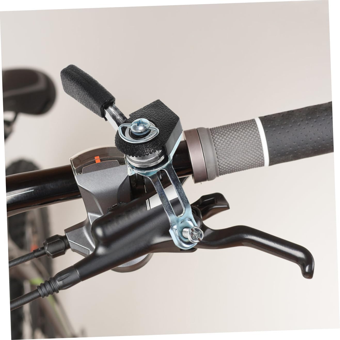 Bike Bicycle Thumb Shift Levers Aluminum 2pcs Mountain and Road Bike Speed Shifters Replacement Gear Control Parts for Cycling