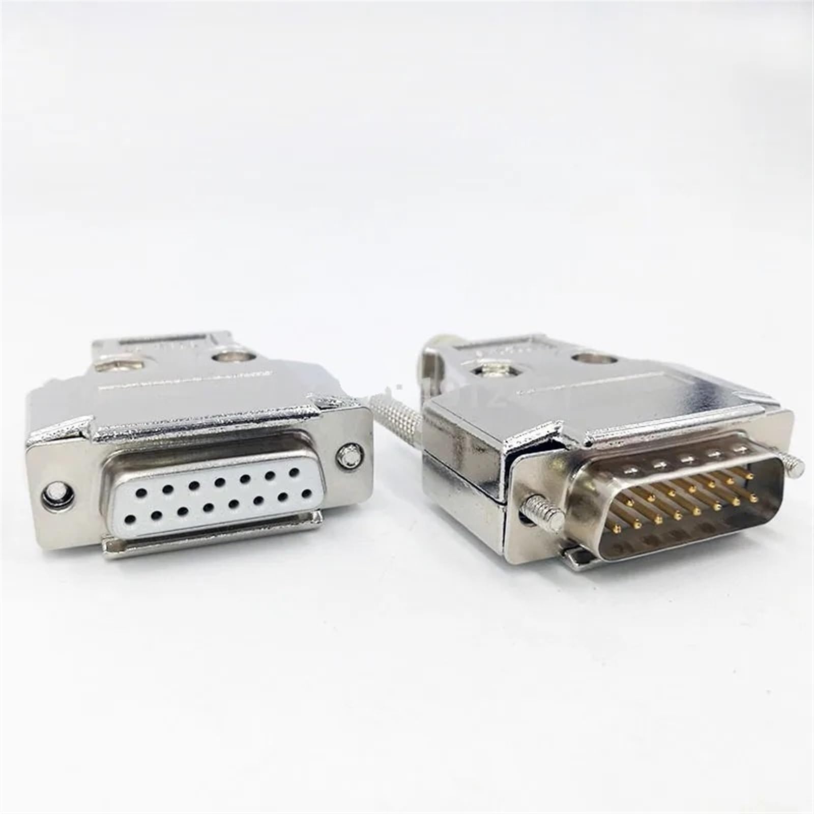 Conector DB15 macho de 15 pines con caja de metal duradera y contactor de latón 6