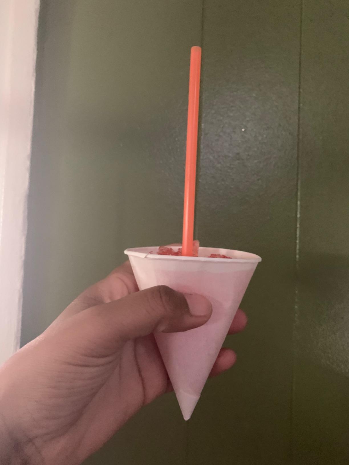 Amazon.com: Cone Paper Cups 2000 Pack Snow Cone Disposable 4.5 Oz White ...