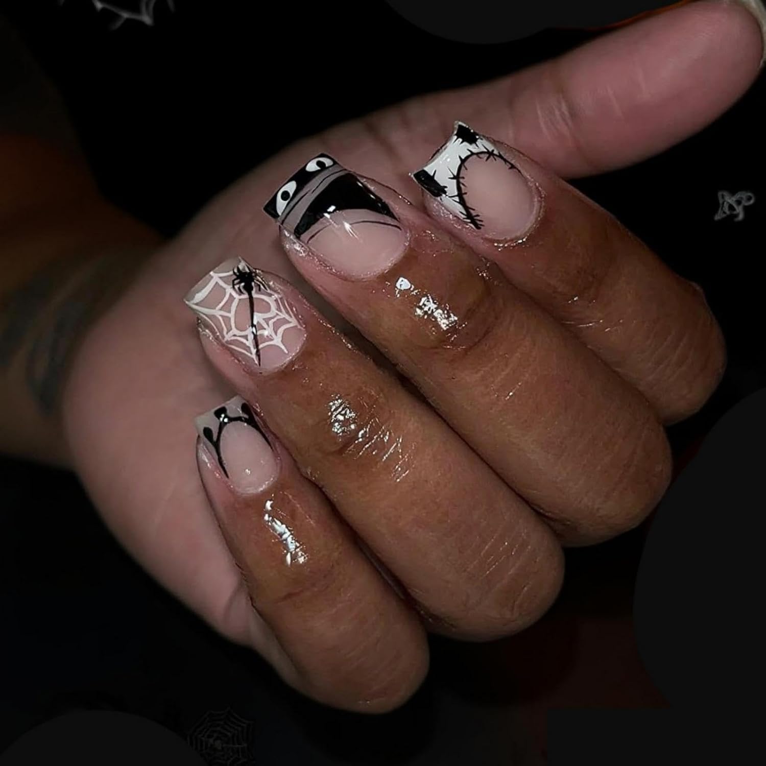 Halloween Press on Nails Short Square False Nails with Eye Patch French Tip Design Spider Web Fake Nails Glossy Skin Tone Stick on Nails Full Cover Holiday Glue on Nail for Women Girls Manicure 24Pcs