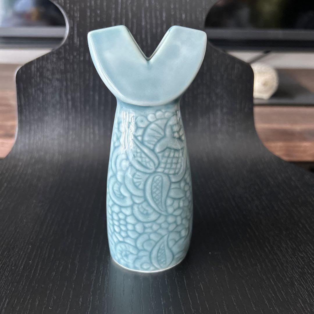 リサ ラーソン　ワードローブ　ドレス　花のために　フラワーベース　日本限定　レア Lisa Larson 【並行輸入品】リサラーソン 花瓶 置物 ドレス