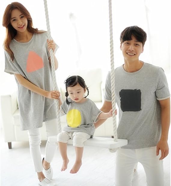 Amazon Co Jp Aun 親子服 親子 お揃い ペアルック イエロー 可愛い 素敵普段使い ショット 半袖 家族お揃い ペアルック レディース メンズ 子供服 親子ペア服 ママ パパ 親子 カップルお揃い ベビー2 グレー 服 ファッション小物