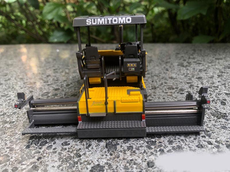SUMITOMO ダイキャストモデル 1:50 Amazon | 1/50 完成品 for SUMITOMO HA60W Asphalt Paver