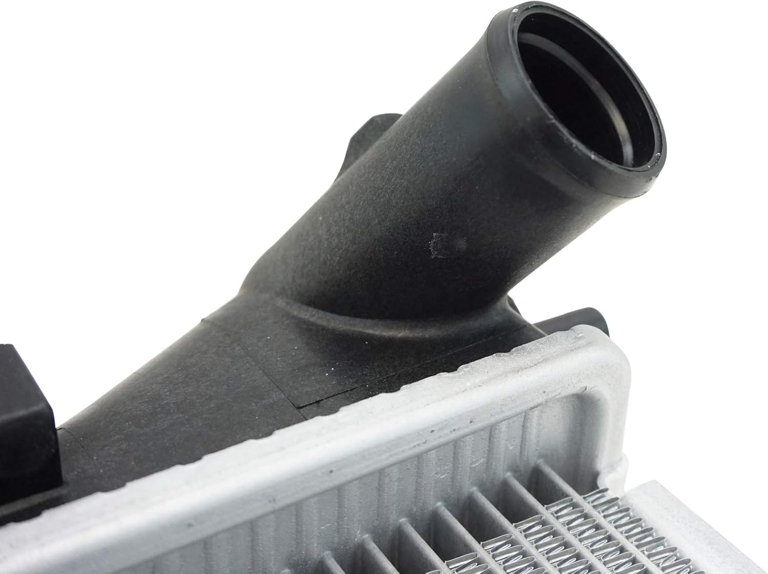 Radiator Assembly Aluminum Core Compatible with 14-19 Kia Soul CU13414