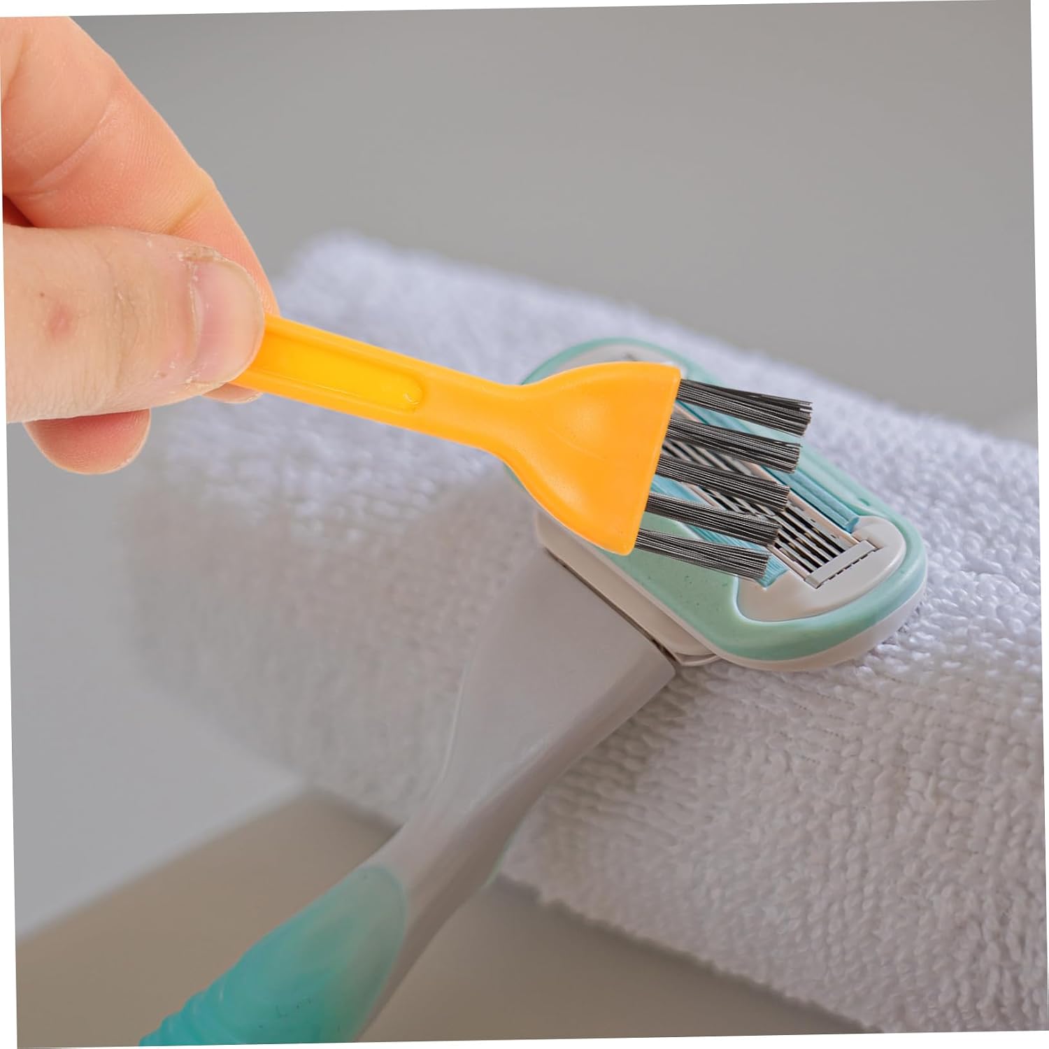 CALLARON 48pcs Razor Cleaning Brushes Electric Shaver Maintenance Tools for Dust Removal Skin-Friendly Material Compact for Routine Cleaning of Hair Clippers and Grooming Devices