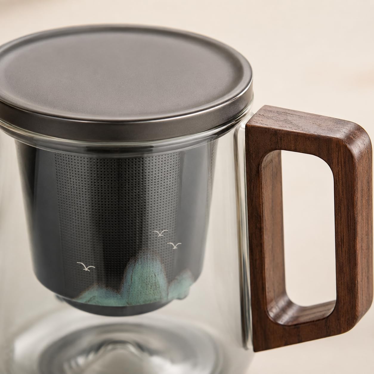 Handbemaltes Porzellan-Teeset, 400-600ml Teekanne mit Siebeinsatz und Holzgriff, Retro-Stil, für Teeliebhaber, Yanfeishan-Teetasse mit schwar (#2885)