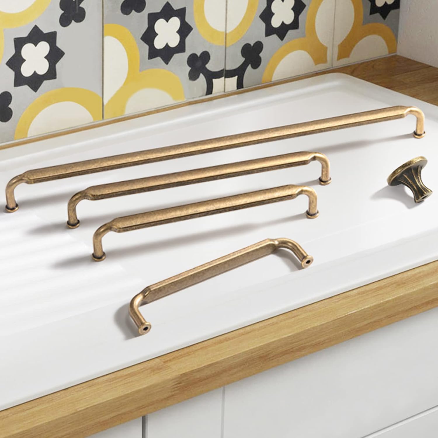 Goo-Ki 6 Pack Cabinet Knobs Antique Brass Zinc Alloy Kitchen Drawer Knobs 2202-GT-DAN