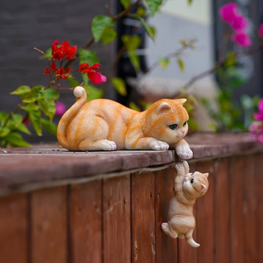 ネコのオブジェ ヤノベケンジ《SHIP'S CAT（シップス・キャット）》ひときわ存在