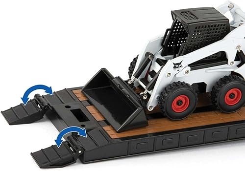 Miniatura 3 de ERTL 132 Big Roads Peterbilt 579 con remolque Lowboy y 2 Skidloaders Bobcat S450 fundidos a presión 47368