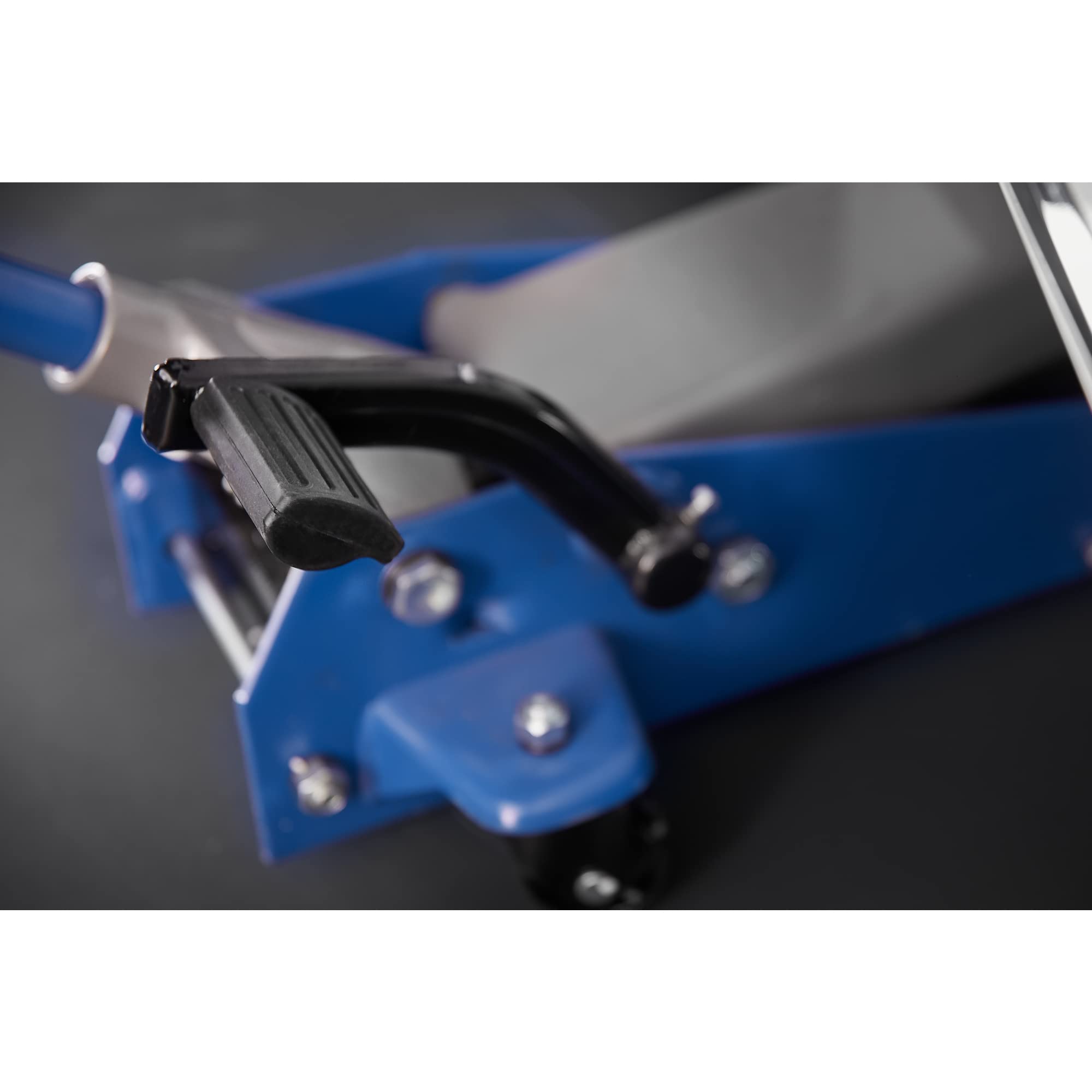 Cartrend Werkstatt Rangierwagenheber mit Quick-Lift, Hydraulik, bis zu 3 Tonnen Tragkraft, Hubhöhe von 145-500 mm, gefertigt aus Qualitätsstahl