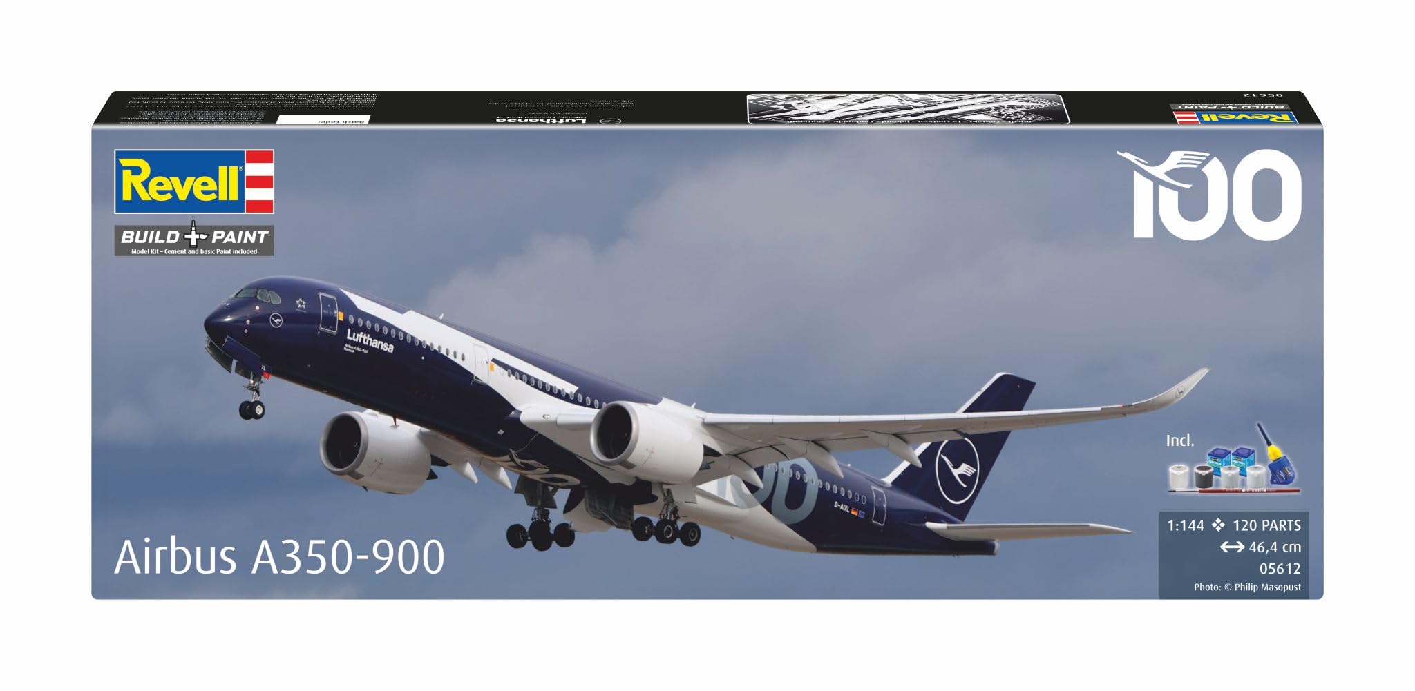 Revell Coffret cadeau 05612 A350-900 - Lufthansa 100 ans, échelle 1/144, kit de maquette en plastique non construit avec accessoires