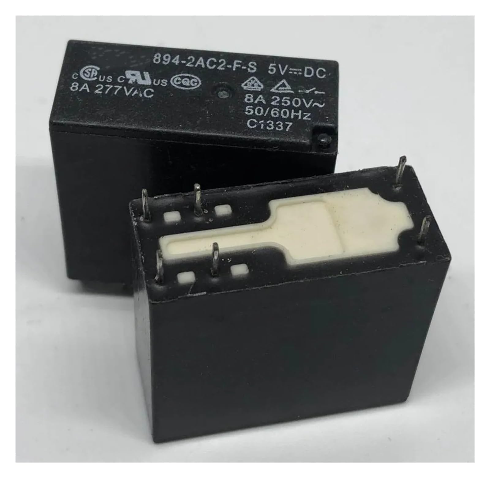 Relais NISZA 5V 6 broches pour réparer une carte électronique