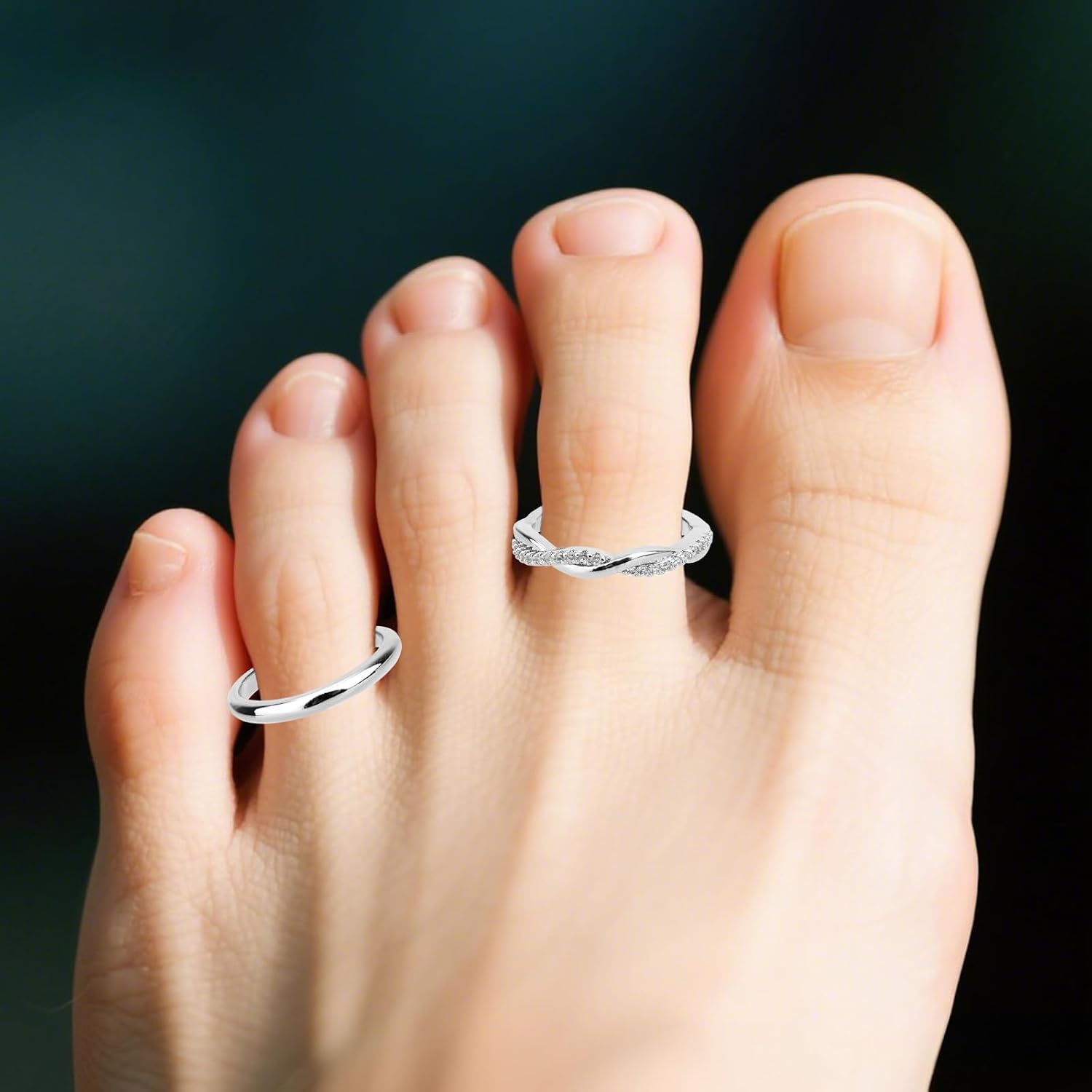 Mikovivi 4pcs Adjustable Toe Rings for Women, Open Toe Rings Set Simple CZ Triple Twist Crystal Band Elegant Summer Beach Foot Jewelry