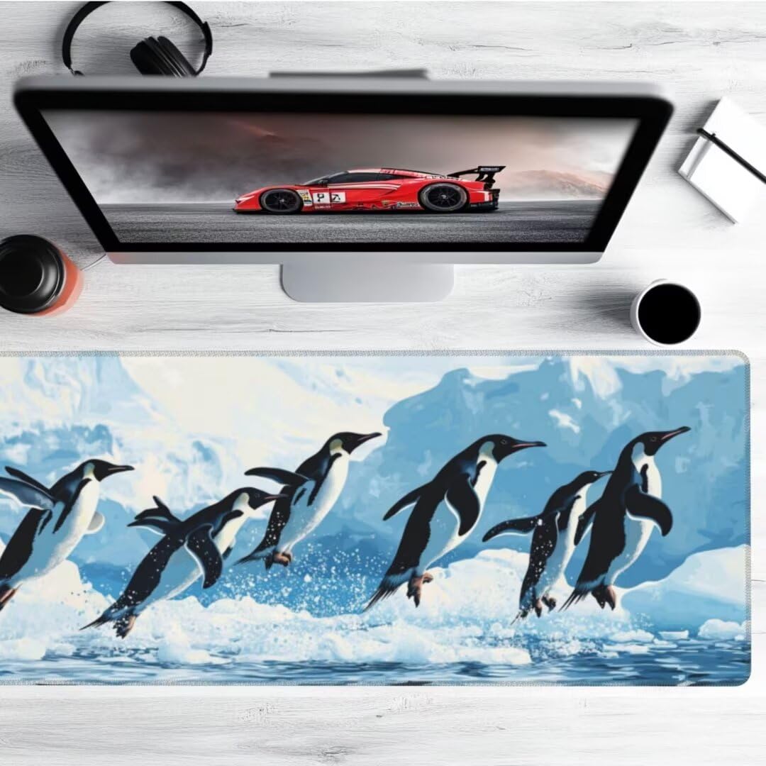 Gaming Mauspad XXL Pinguin Großes Mousepad 1200*600mm Rutschfeste Schreibtischunterlage Landschaft Mouse Pad mit Vernähte Kanten Verbessert Desk Mat Geschwindigkeit und Präzision für Gaming und Büro