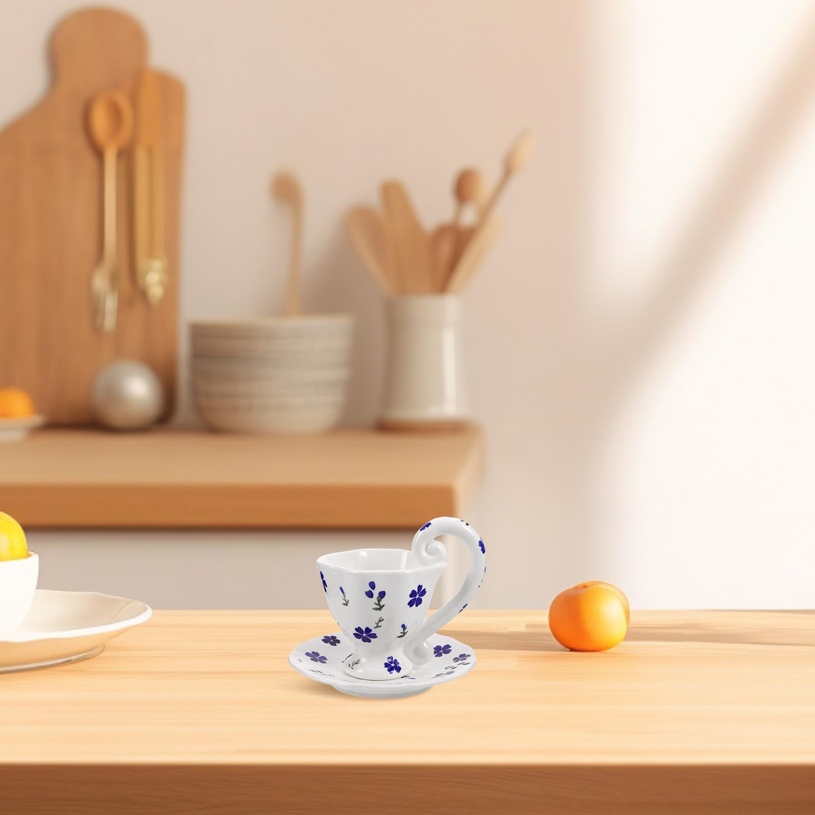HEALLILY Juego de Taza de Café de Cerámica Azul con Diseño Floral Pintado a Mano, 6.7oz, Cómodo y Práctico para Desayuno en Casa u Oficina