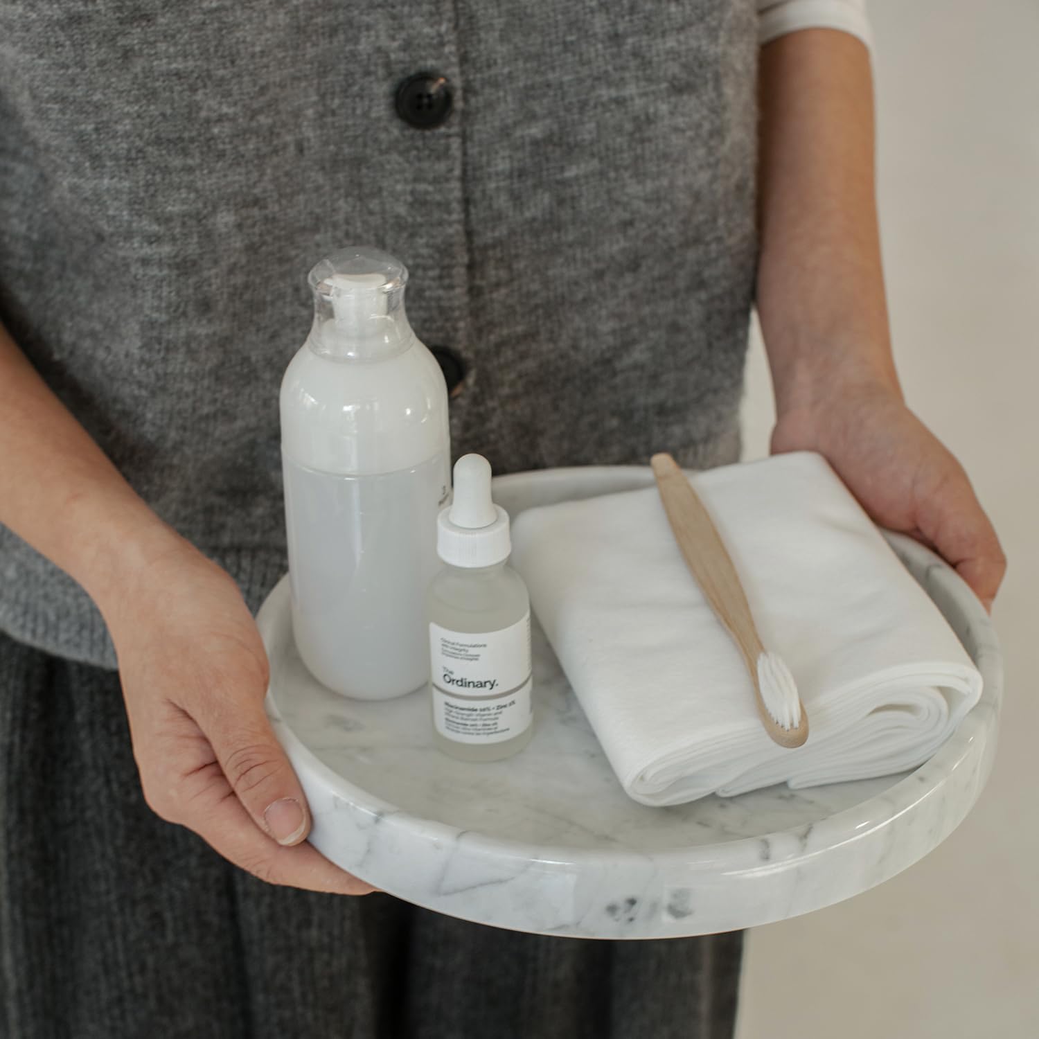 Natural Marble Round Vanity Tray- Bathroom Tray Countertop for Perfumes - Guest Tray Napkin Holder for Bathroom - Fruit Serving Plate for Kitchen - Coffee Table Decor - Jewelry Dish (9.84 inch)