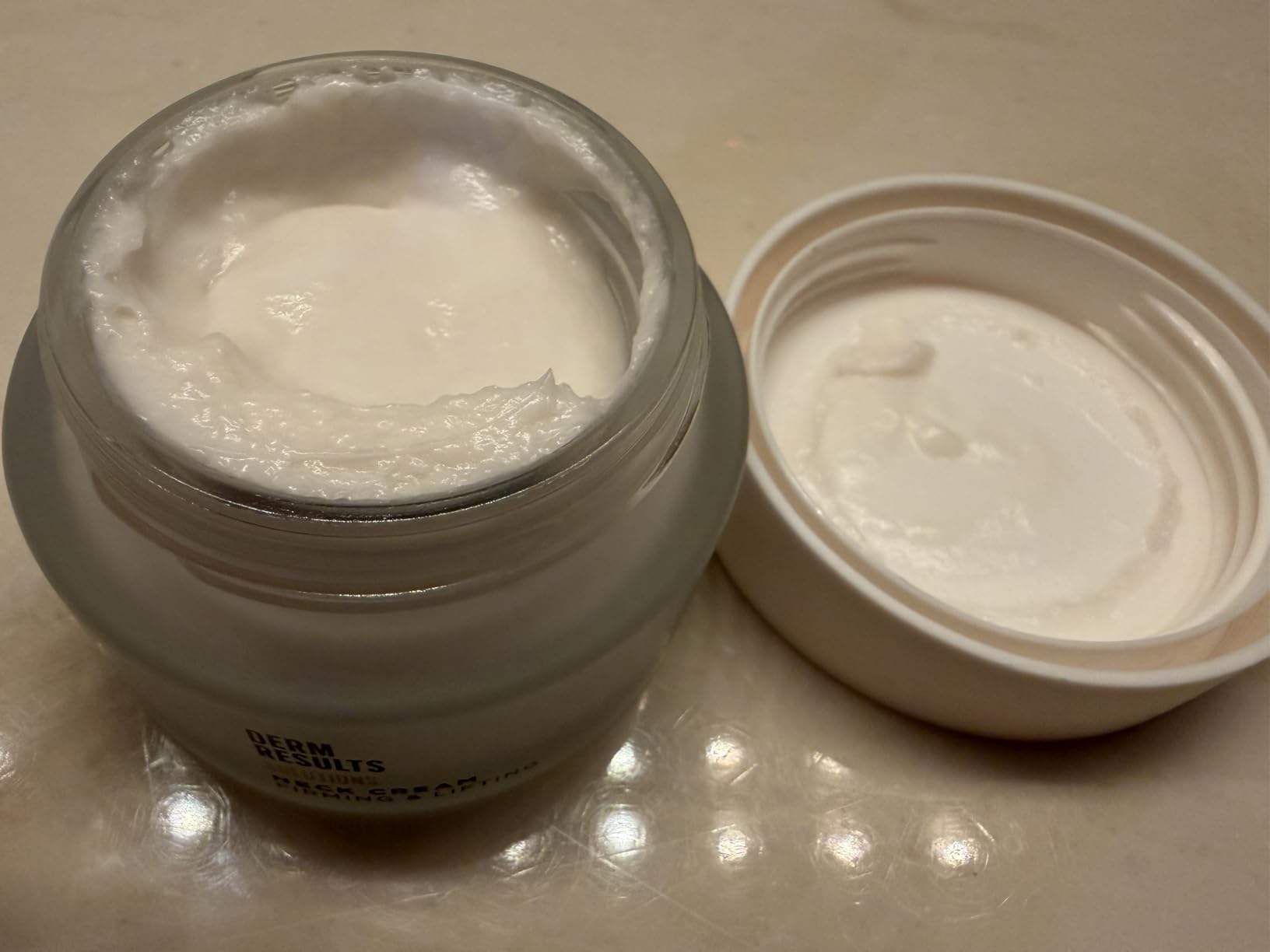 Arbonne DermResults Solutions Neck Cream – Firming Peptide Moisturizer for Neck and Décolletage with Edelweiss Stem Cell Extract and Botanical Tighteners, 1.7 oz / 50 ml, by Arbonne