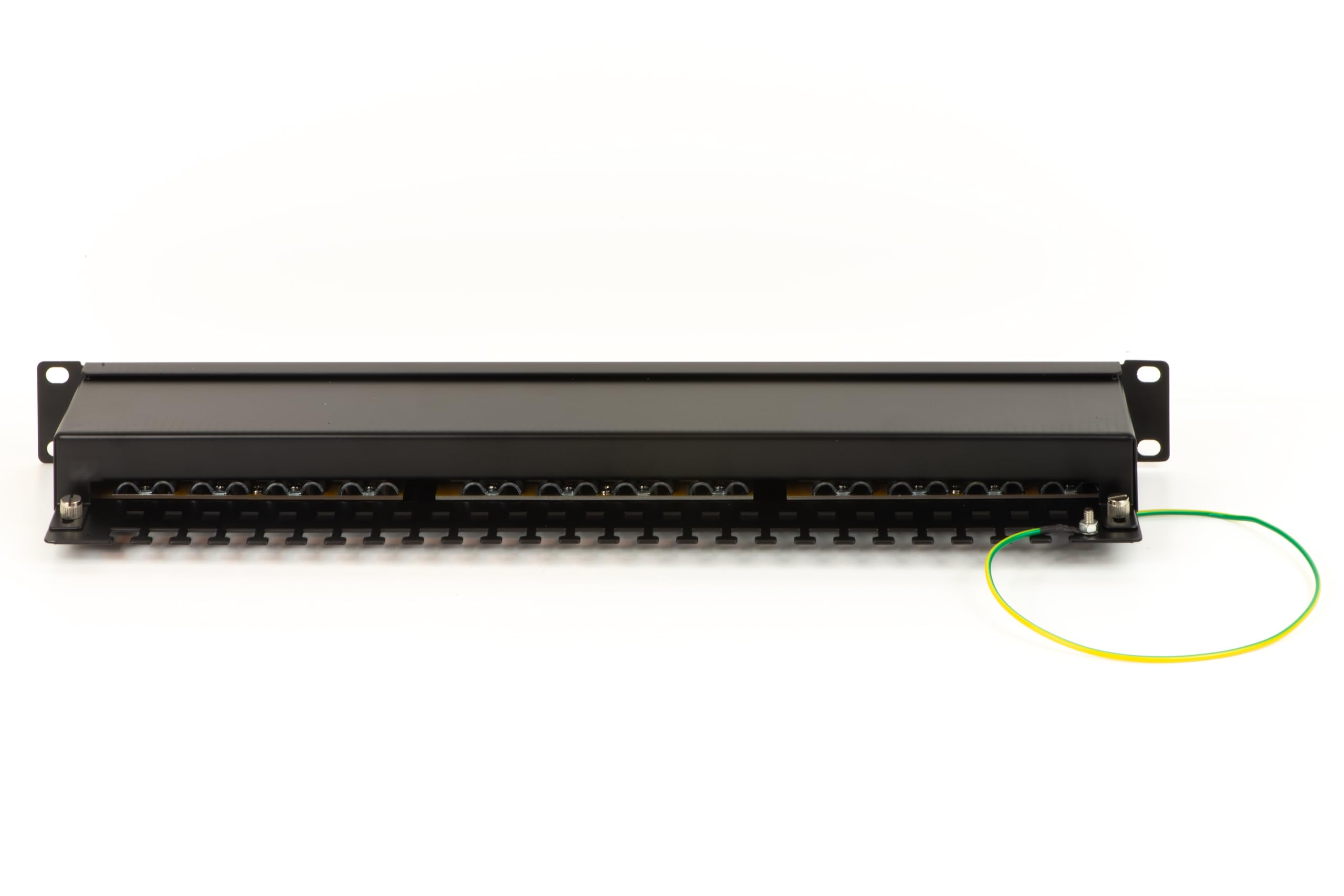 Pannello patch per reti con 24 porte RJ45 cat 6 schermato 19" colore nero