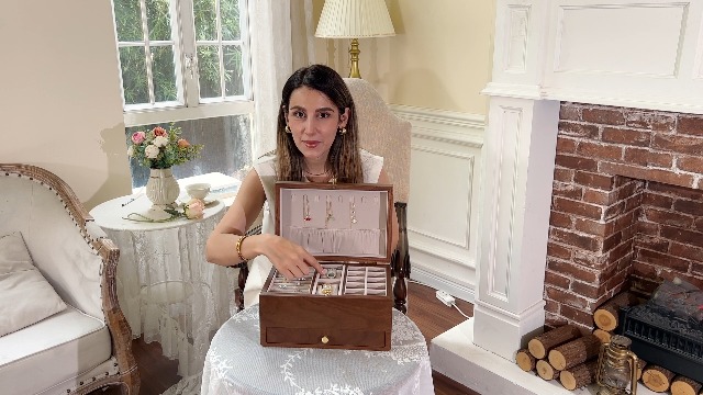 Amazon.com: Homruilink Black Walnut Wooden Jewelry Box for Women