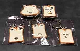 しょくぱんくん キーホルダー まとめ売り しょくぱんくん6枚切りキーホルダー｜UNISON SQUARE GARDEN