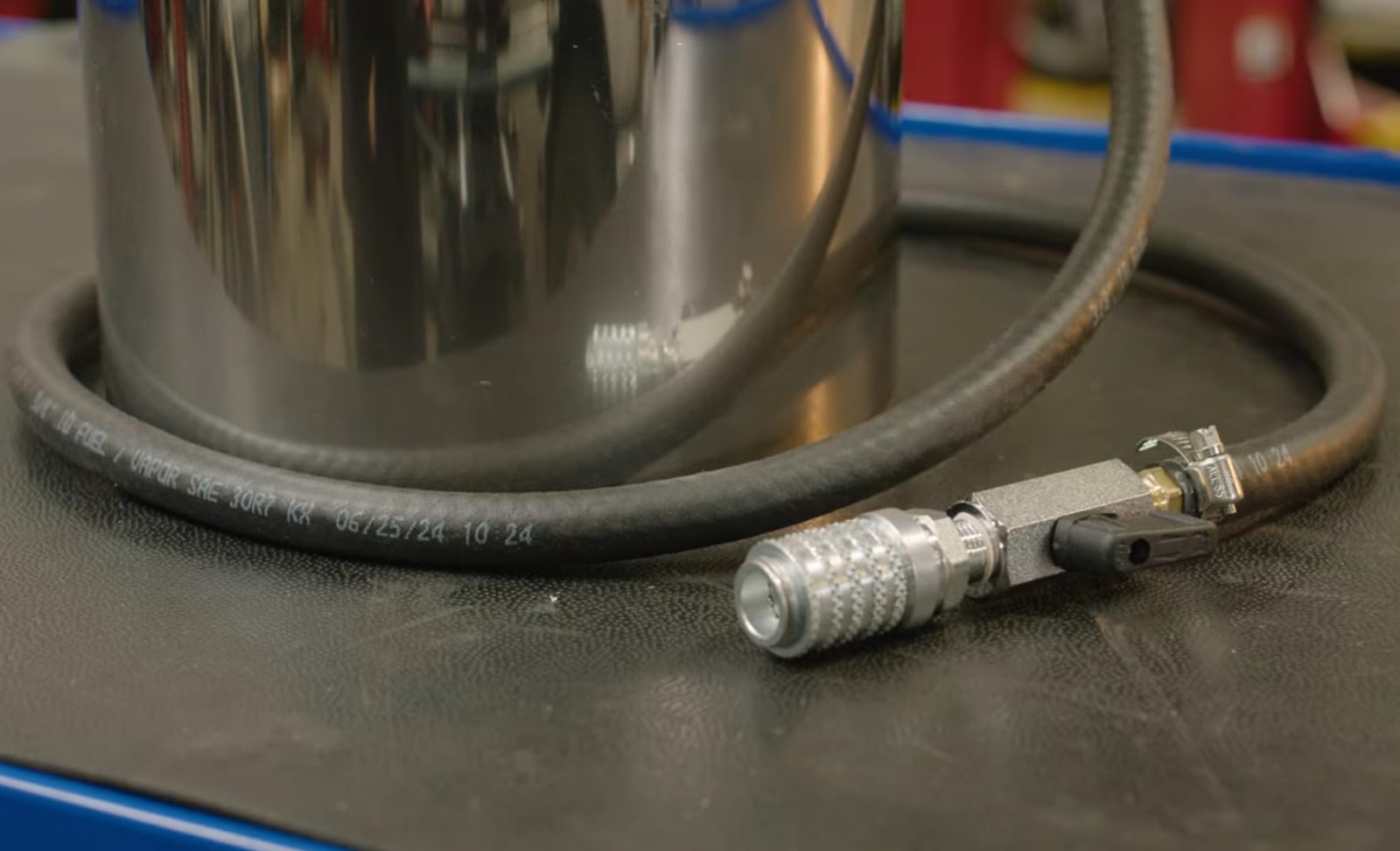 OTC 5869 Bomba de cebado del sistema de combustible para Detroit Diesel S60, MBE900 y MBE4000