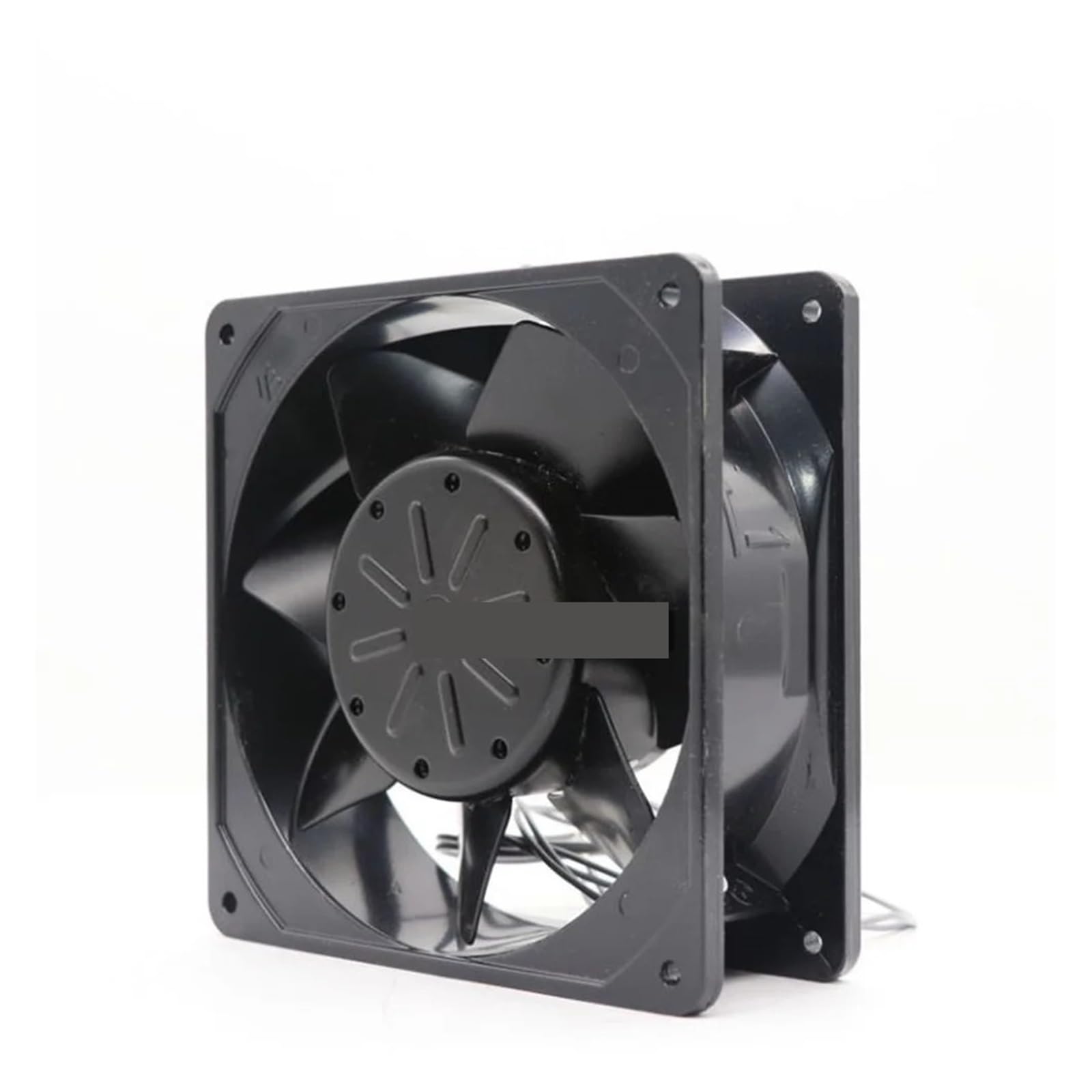 Ventilateur axial 140mm 220V pour réguler la température de votre serveur maison