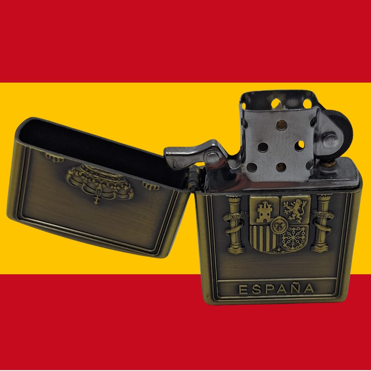Mechero de Recargable Dorado con Grabado del Escudo de España o Escena Taurina. Se Envía en Cajita de Madera con la Bandera de España. (Escudo de España)