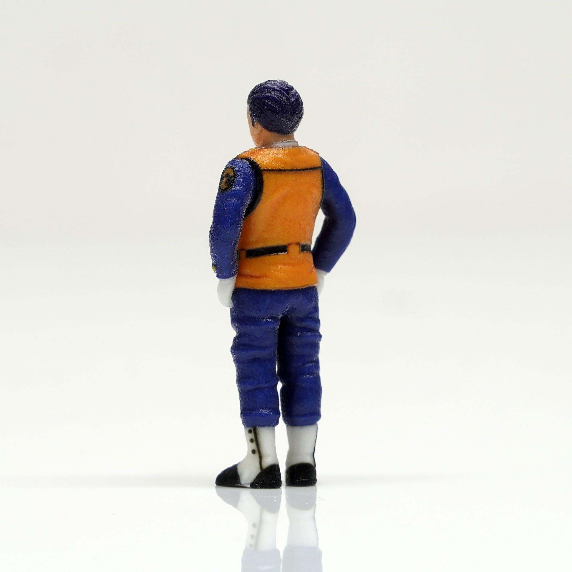 Amazon.co.jp: 機動警察パトレイバー×figreal 1/43フィギュアシリーズ