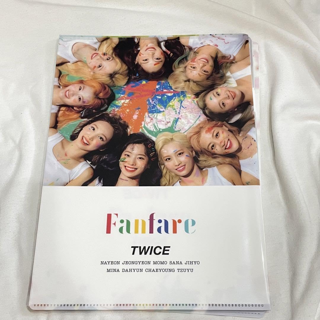 twice Fanfare クリアファイル