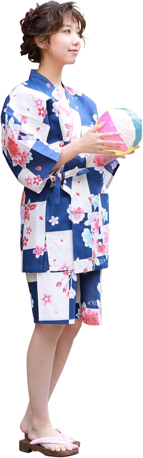 Amazon 甚平 レディース 紺 ベージュ市松に桜と流水 M L 変わり織り女物甚平上下2点セット 甚平 通販